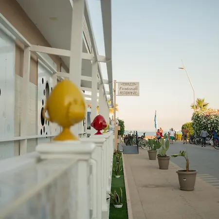 Hotel Frontemare 25 3*